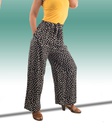 Pantalón Paniki negro pintas blancas