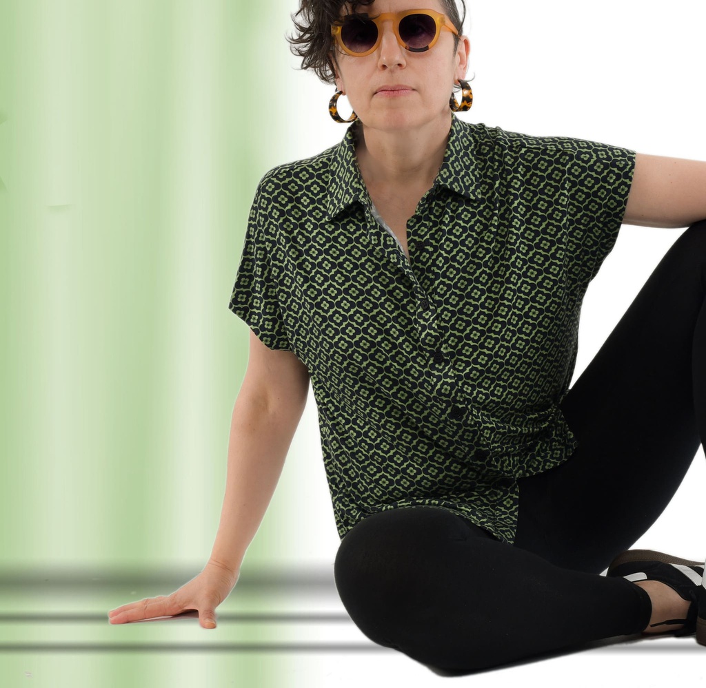 Camisa Banda Api flores verde